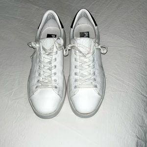 Womens Golden Goose pure star sneakers with black heel tab
